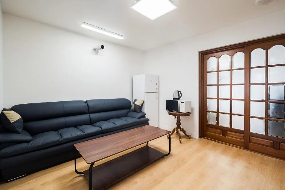 Guest house Backrokdam Pension Jeju